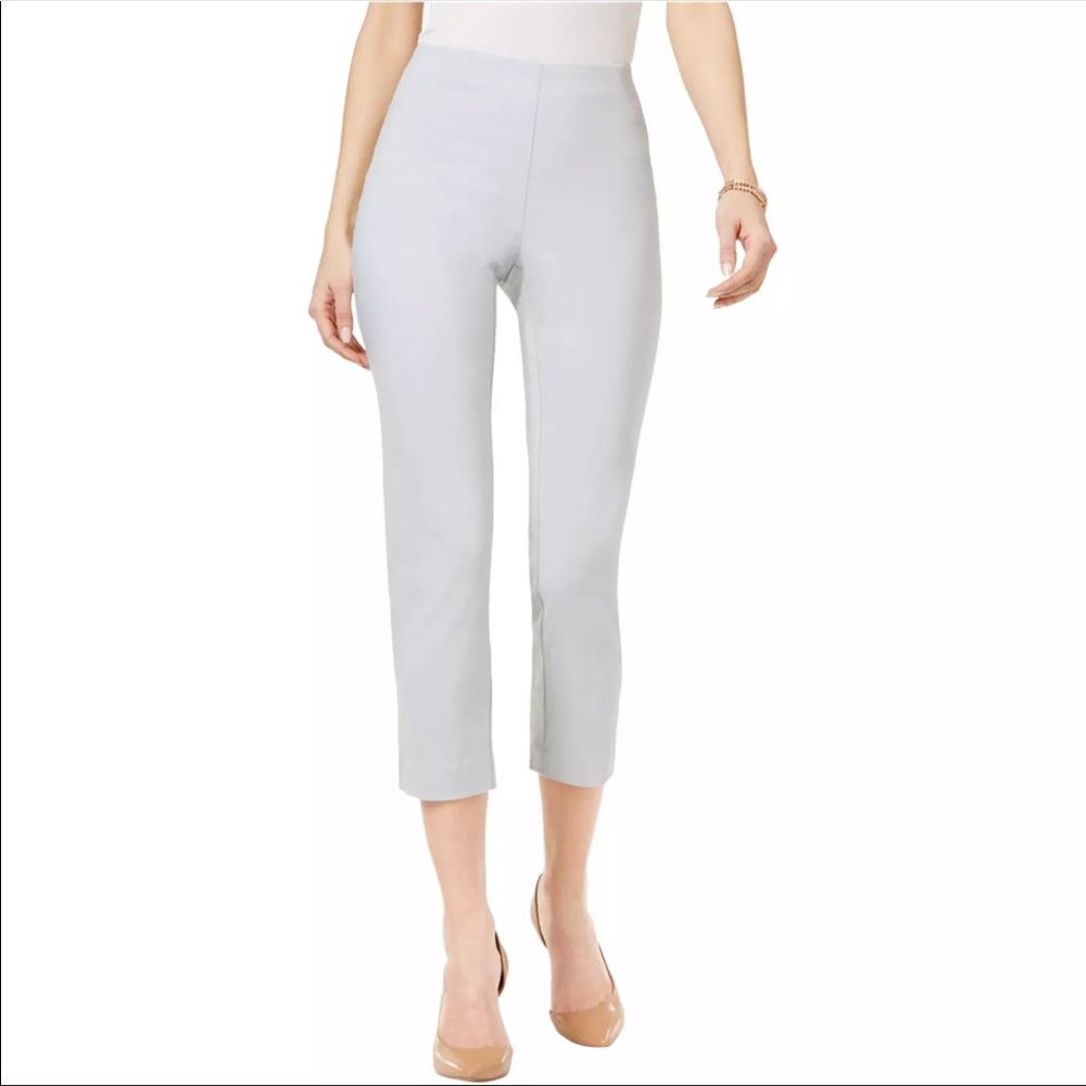 Style & Co Women’s Mid Rise Comfort Waist Capri